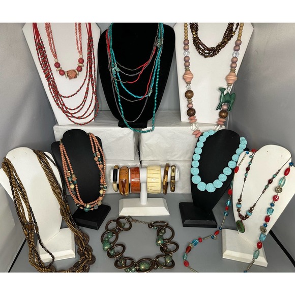 Mixed Lots Jewelry - 17 Vintage to Now Southwestern Turquoise Blue wood brown Necklaces Jewelry